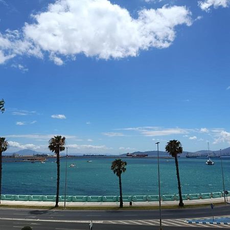 Vistas A 3 Paises Y 2 Continentes 1º Linea De Playa A 5 Minutos De Gibraltar Apartment La Línea de la Concepción Exterior foto